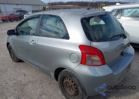 2007 Toyota Yaris z USA, uszkodzony, nr VIN JTDJT923775051953